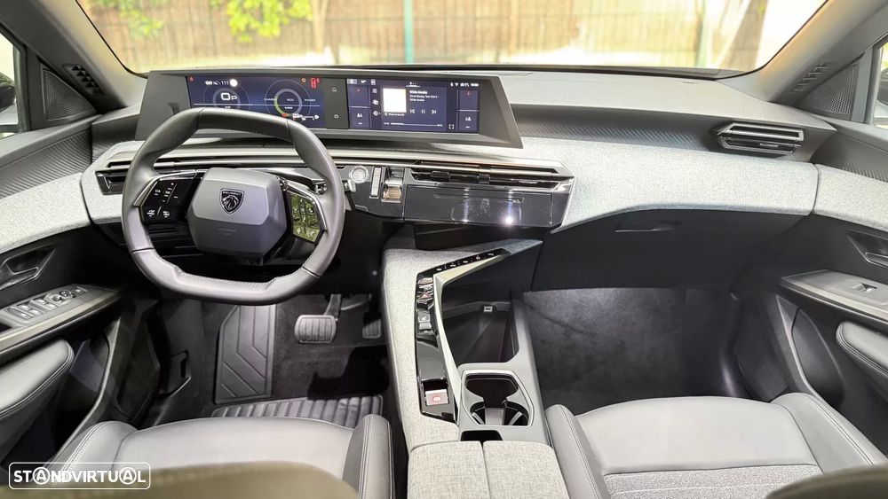 Peugeot 5008 1.2 Hybrid Allure e-DCS6 - 13