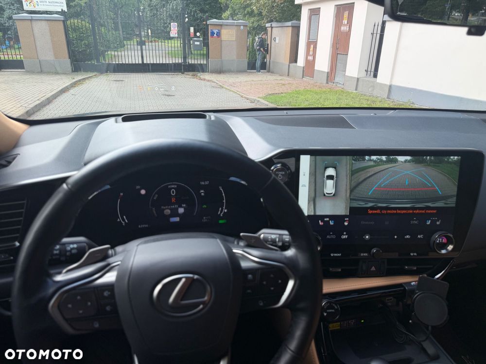 Lexus NX 350h Omotenashi AWD - 23