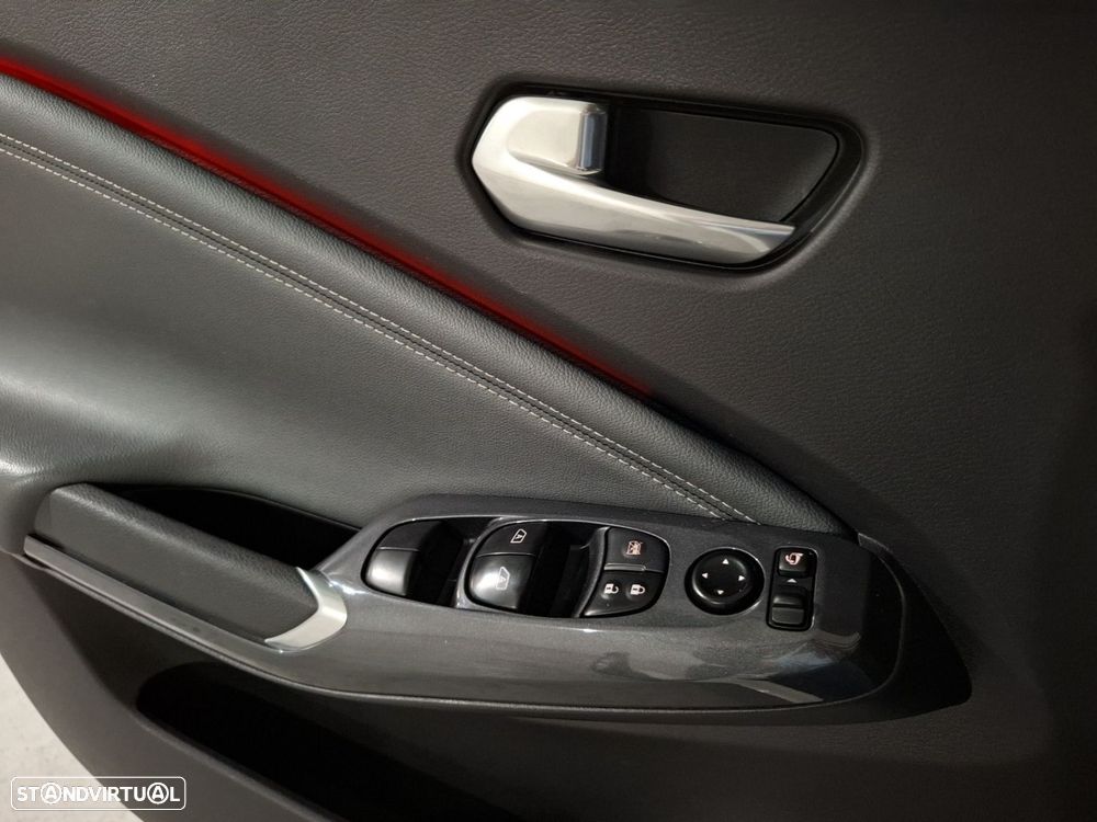 Nissan Juke 1.0 DIG-T N-Connecta NAV.+TwoTone NC DCT - 17