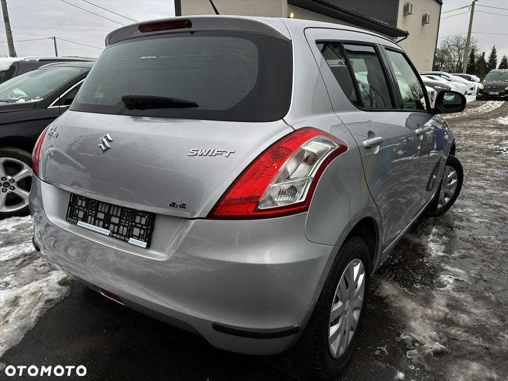 Suzuki Swift 1.2 Premium - 4