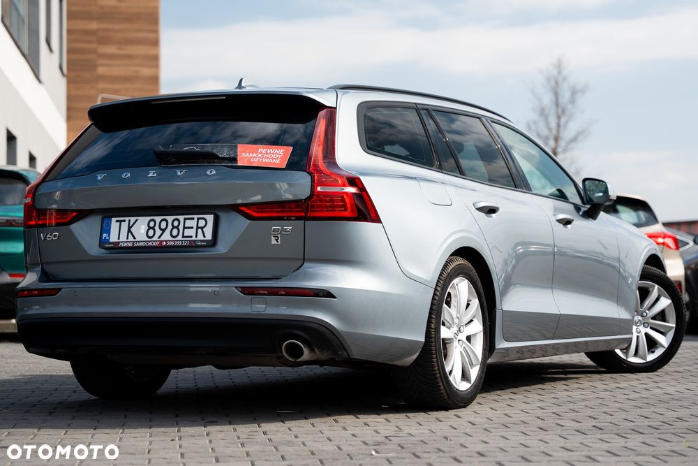 Volvo V60 D3 Geartronic Momentum - 11