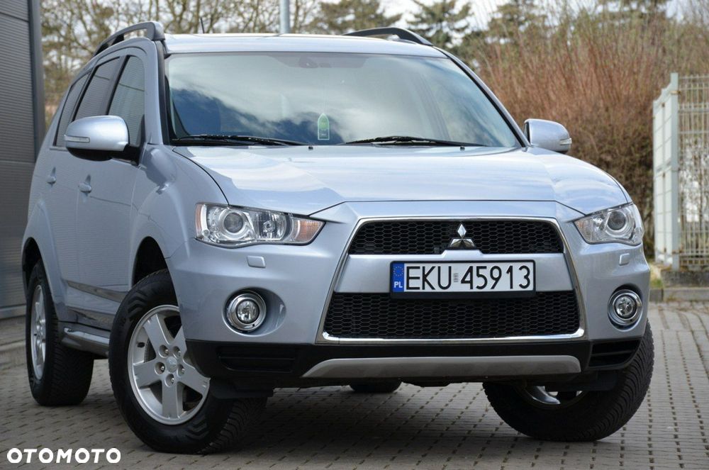 Mitsubishi Outlander - 15