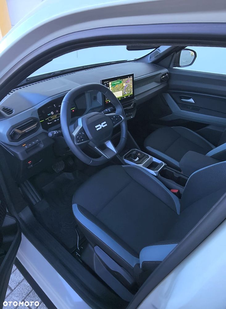 Dacia Duster 1.6 Full Hybrid 140 Extreme MMT - 8