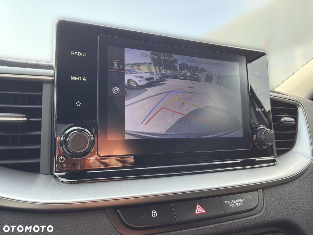 Kia XCeed 1.5 T-GDI M DCT - 24