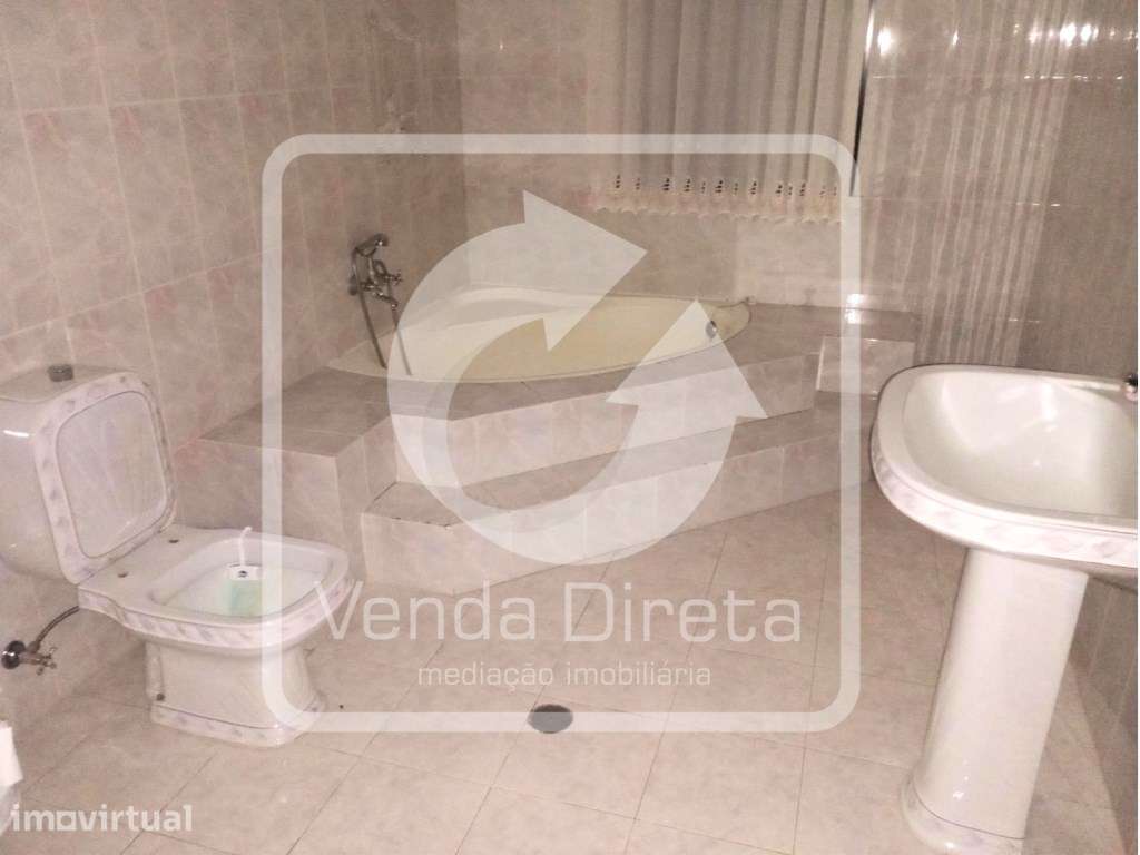 Moradia T3 Isolada | Garagem 720 m² de Terreno | Foros da Afeiteira... - Grande imagem: 4/21