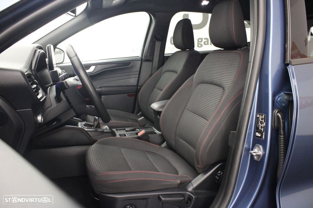 Ford Kuga 1.5 EcoBoost ST-Line - 32