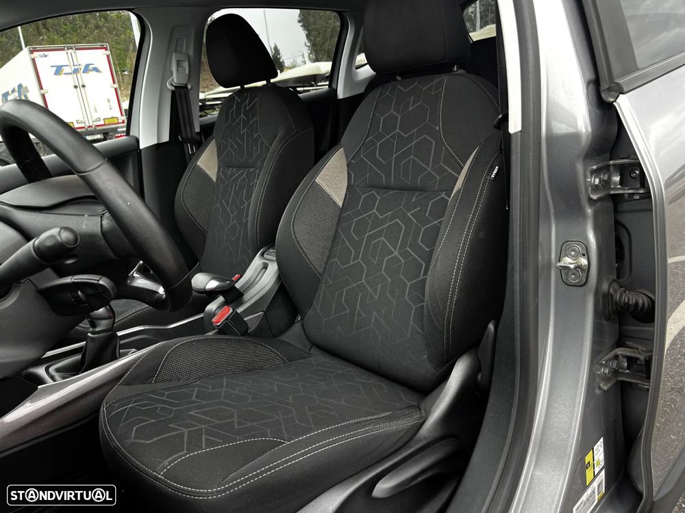 Peugeot 2008 1.2 PureTech Active - 10