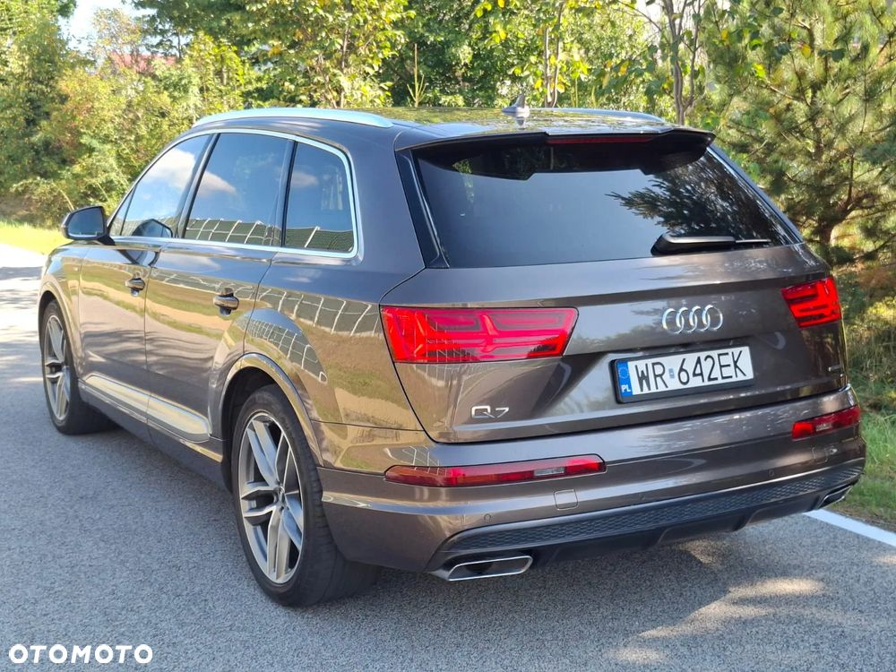 Audi Q7 - 6