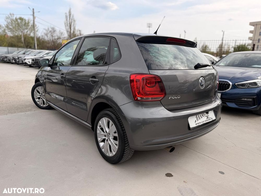 Volkswagen Polo 1.4 DSG Comfortline - 4