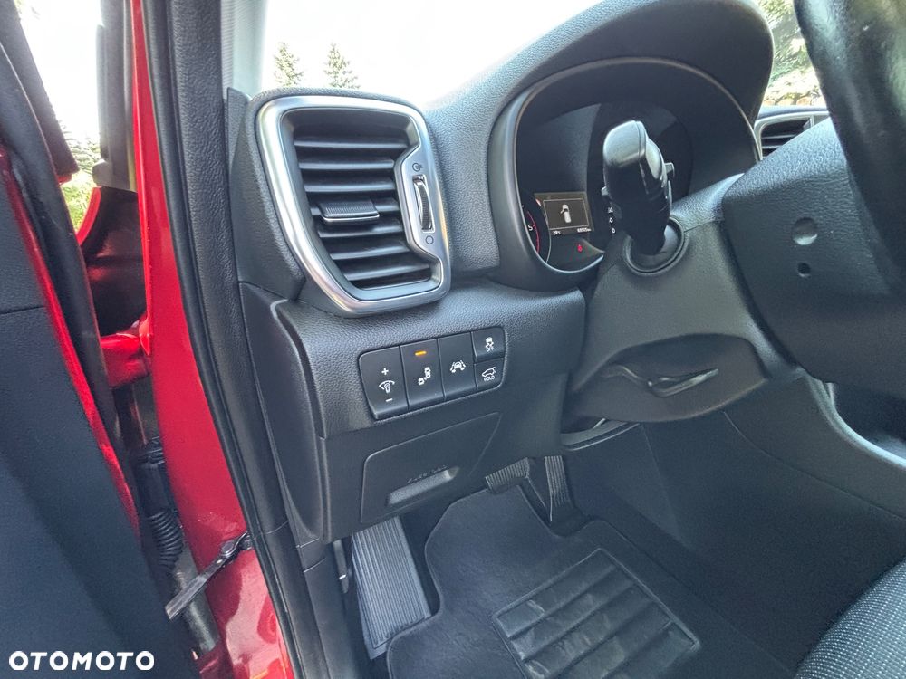 Kia Sportage 2,0 CRDI AWD Vision - 11