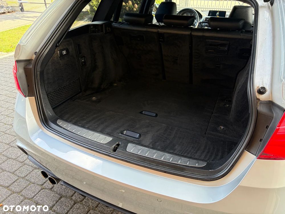 BMW Seria 3 320d xDrive Edition M Sport Shadow - 8