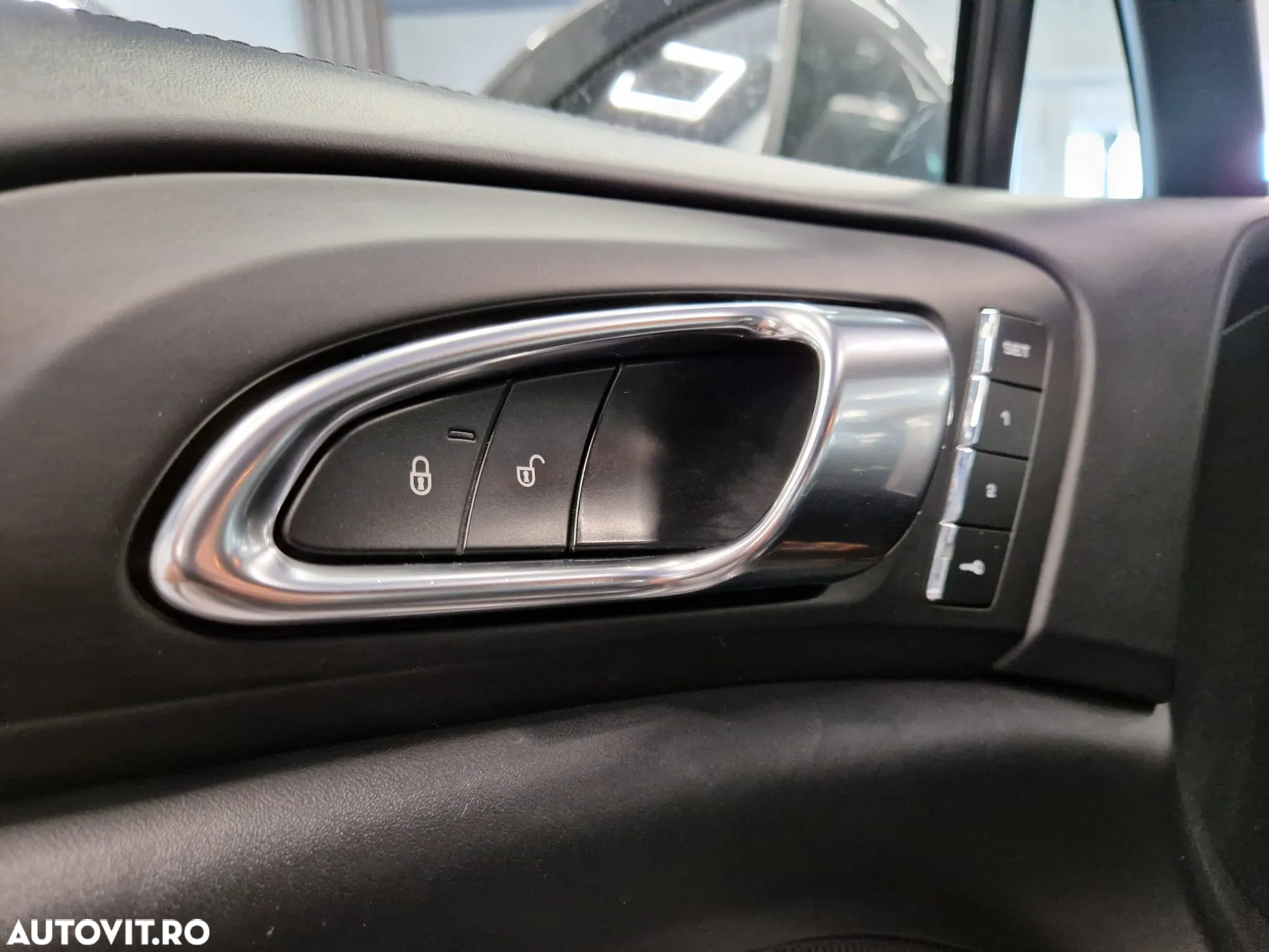 Porsche Cayenne 3.0 L - 18
