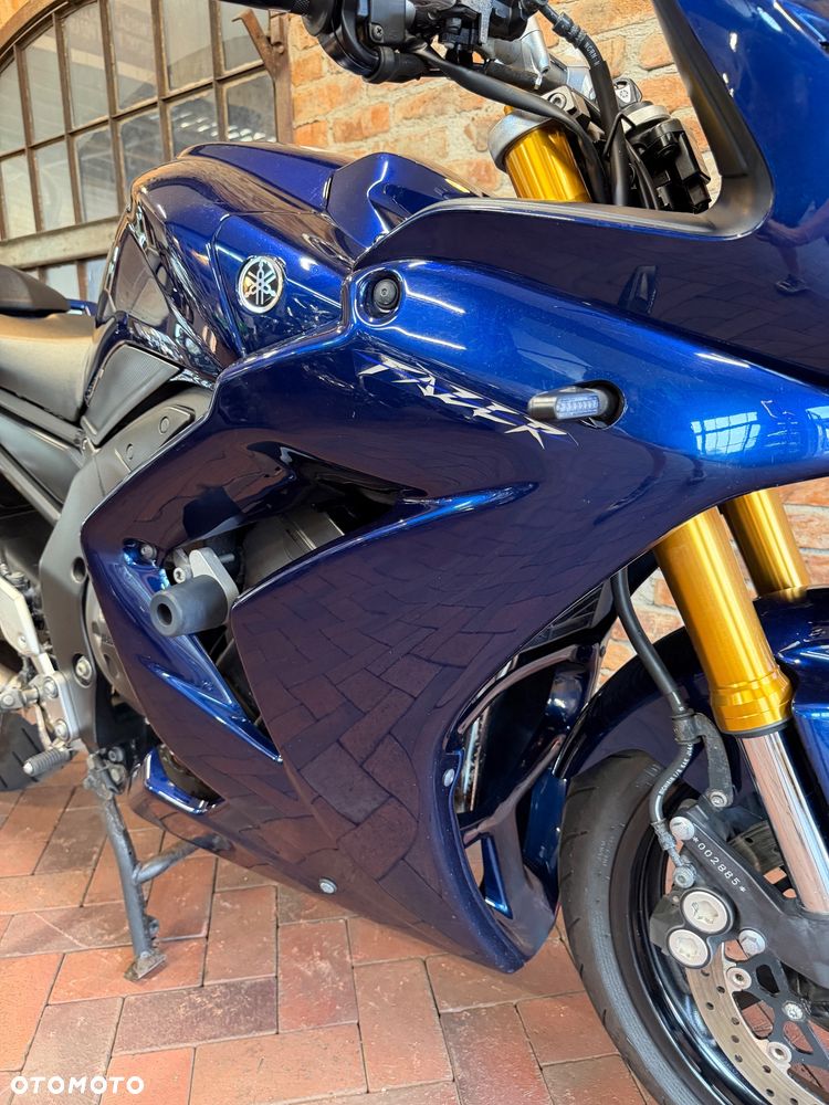 Yamaha FZ - 22
