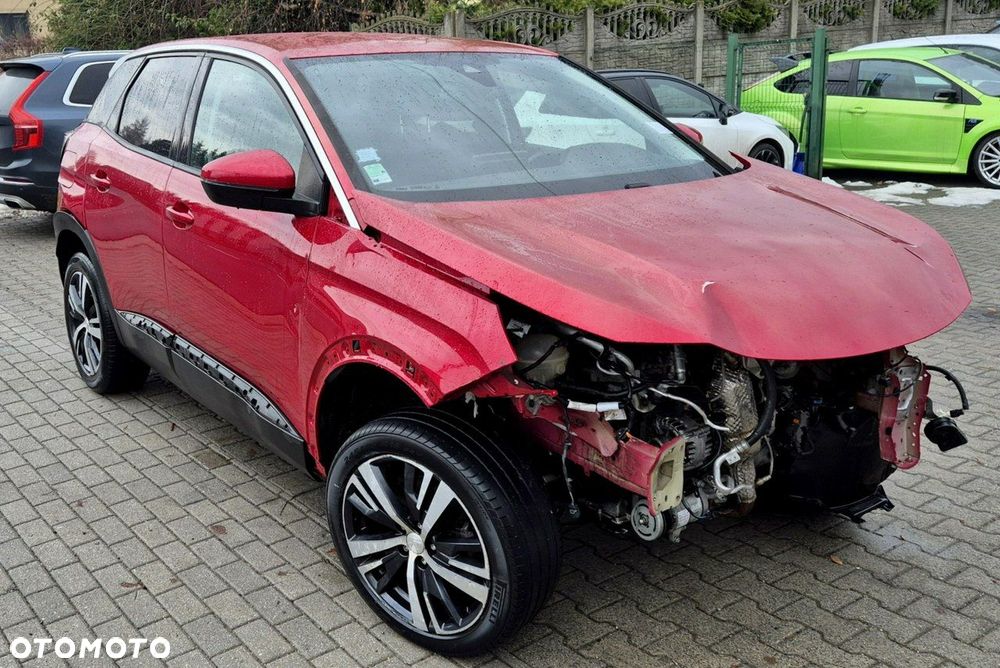 Peugeot 3008 PureTech 130 Stop & Start GPF Allure - 4