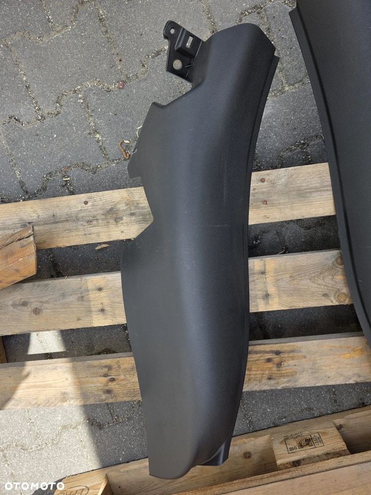 OPEL ASTRA K V KOMBI OSŁONA PASA TYLNEGO PRAWA 39040242 13452097 - 1