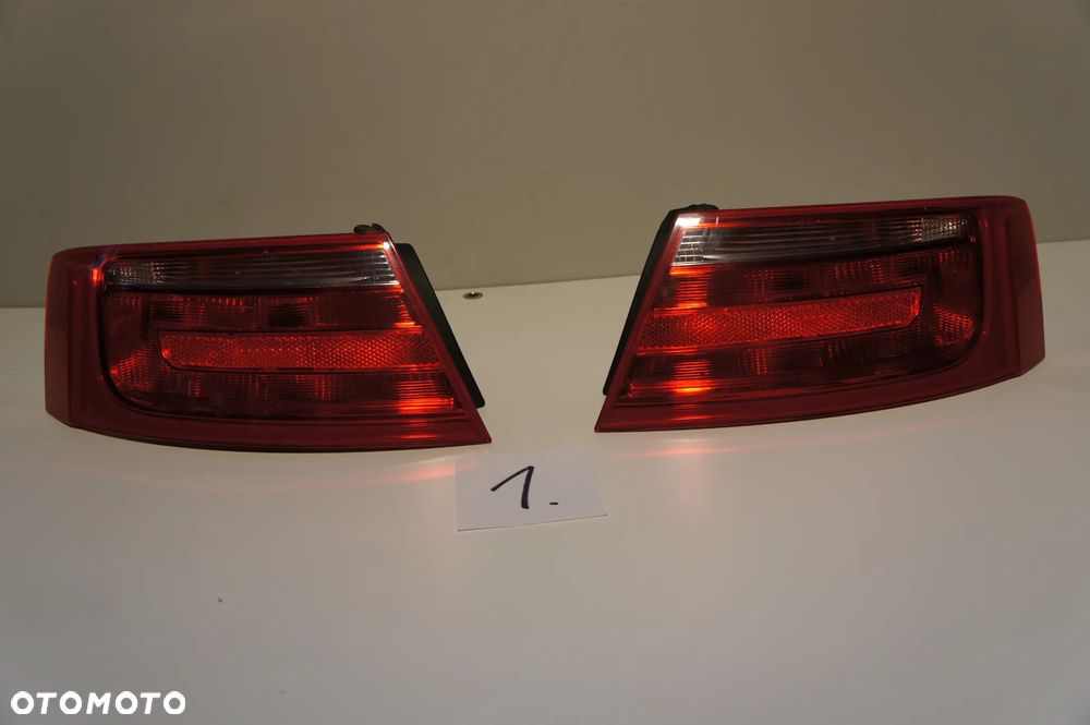 NR 1 Lampy tył lewa + prawa AUDI A5 8T0945093 8T0945094 kompletne - 2