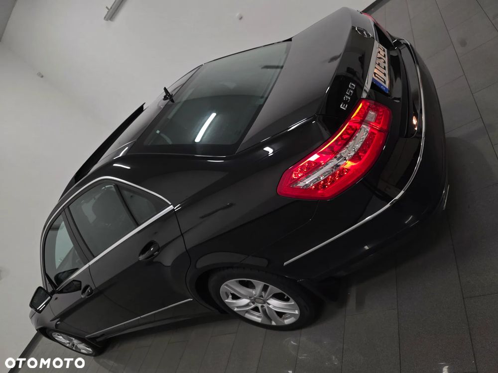 Mercedes-Benz Klasa E 350 CDI DPF BlueEFFICIENCY 7G-TRONIC Avantgarde - 35