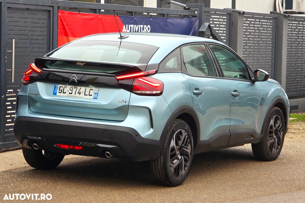 Citroën C4 PureTech 130 Stop&Start EAT8 PLUS - 4