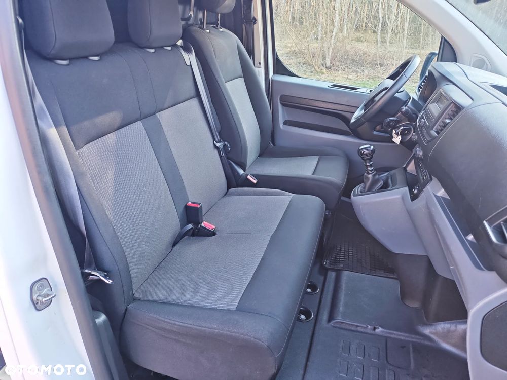 Opel VIVARO Long - 32