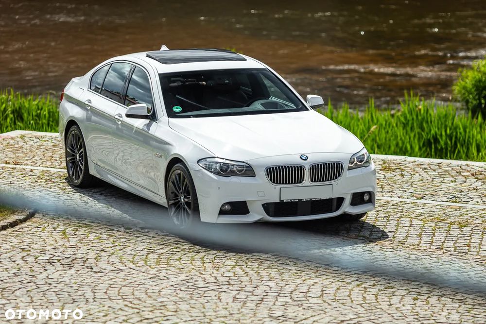 BMW Seria 5 525d Sport-Aut - 17