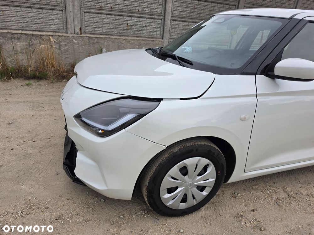Suzuki Swift 1.2 Dualjet Hybrid MT Club - 22