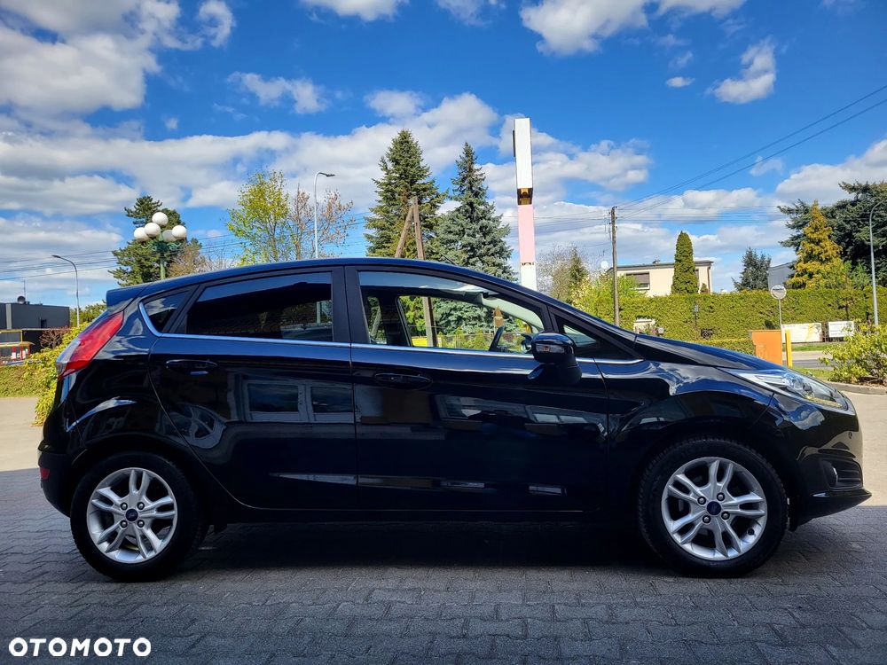 Ford Fiesta 1.0 EcoBoost STart-Stop Titanium - 2