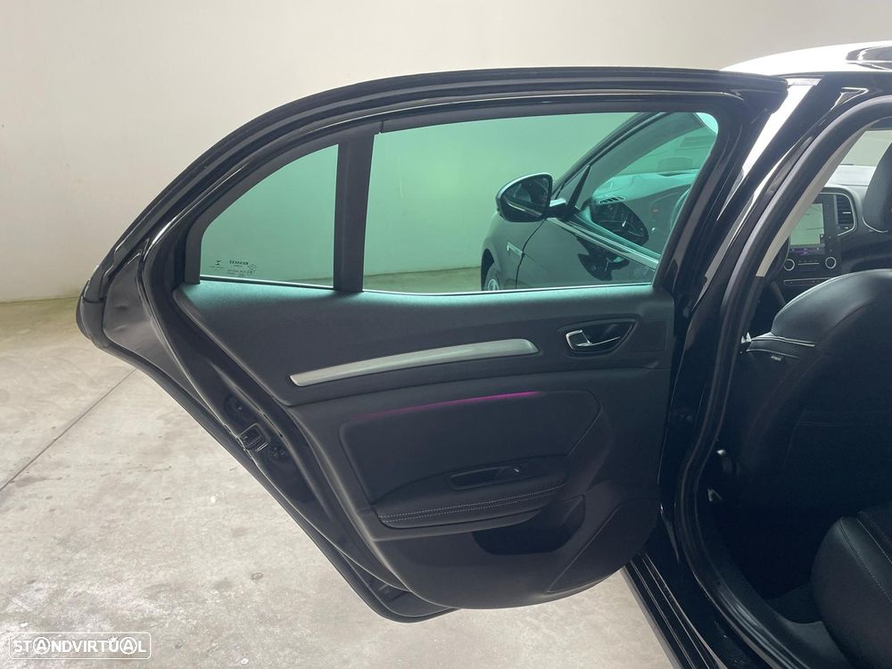 Renault Mégane ENERGY TCe 130 BOSE EDITION - 30