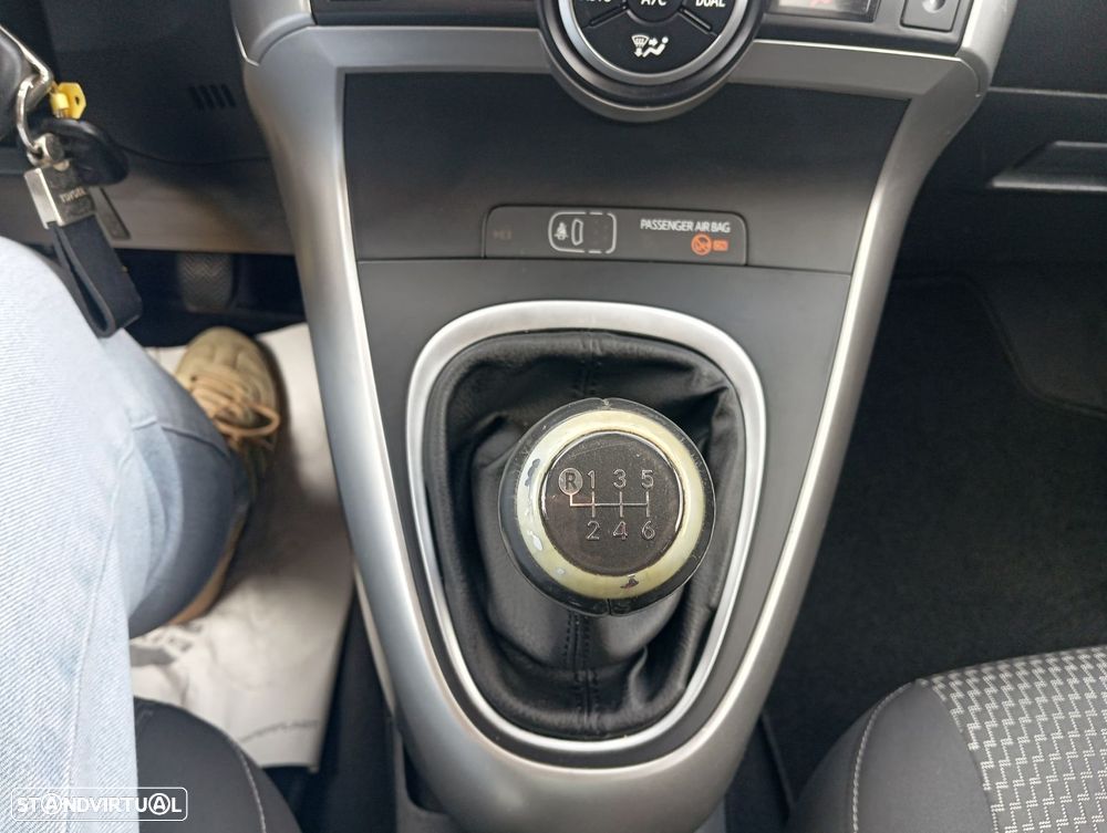 Toyota Verso 1.6 D-4D Comfort+GPS - 10
