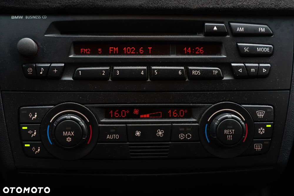 BMW Seria 1 - 10
