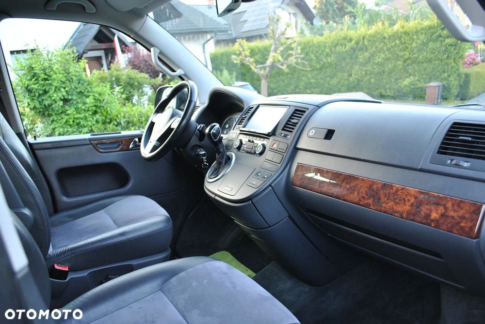 Volkswagen Multivan - 7