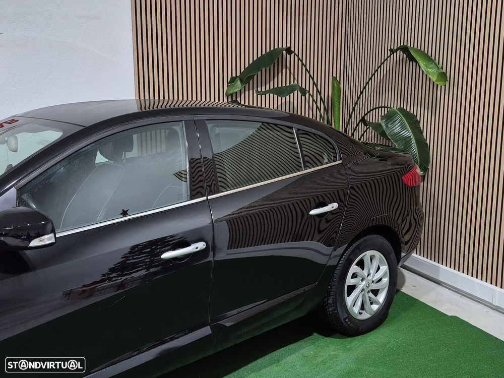 Renault Fluence 1.5 dCi Exclusive - 4