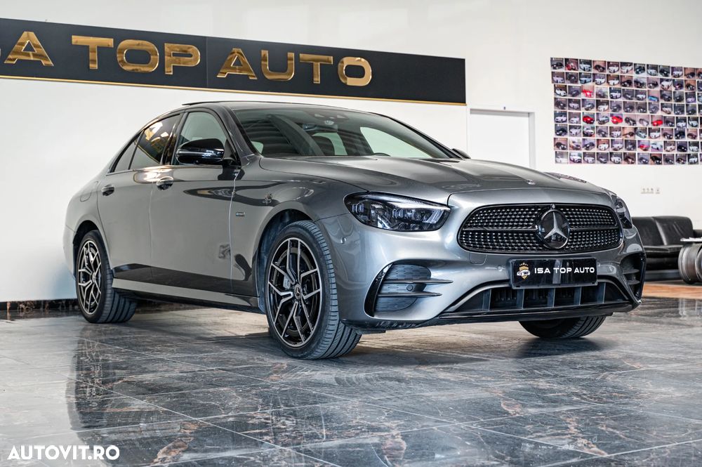 Mercedes-Benz E 300 de 4Matic 9G-TRONIC AMG Line - 11