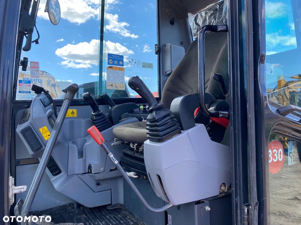 Kubota KX080-4 - 10