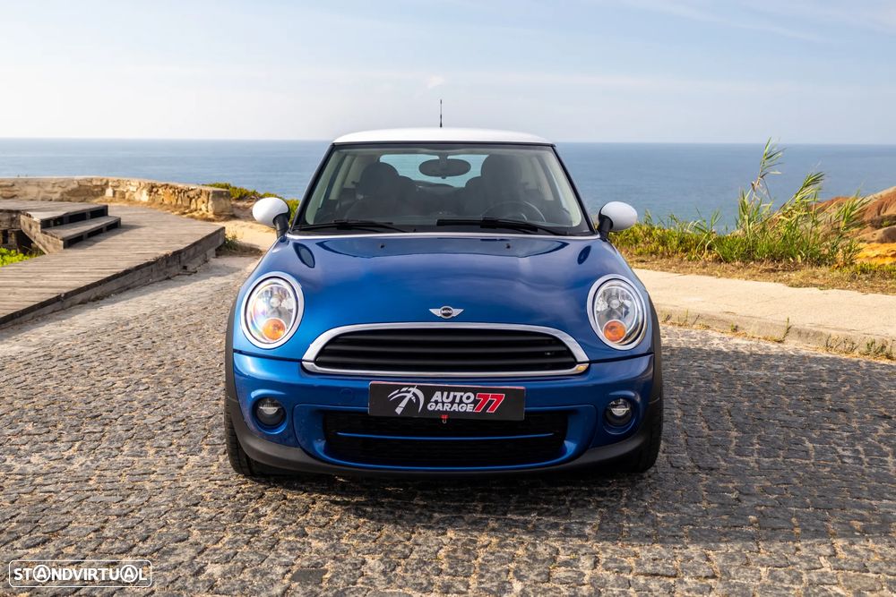 MINI 3 Portas Cooper D - 2