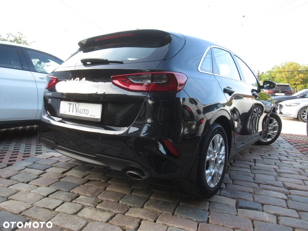 Kia Ceed 1.5 T-GDI M - 3