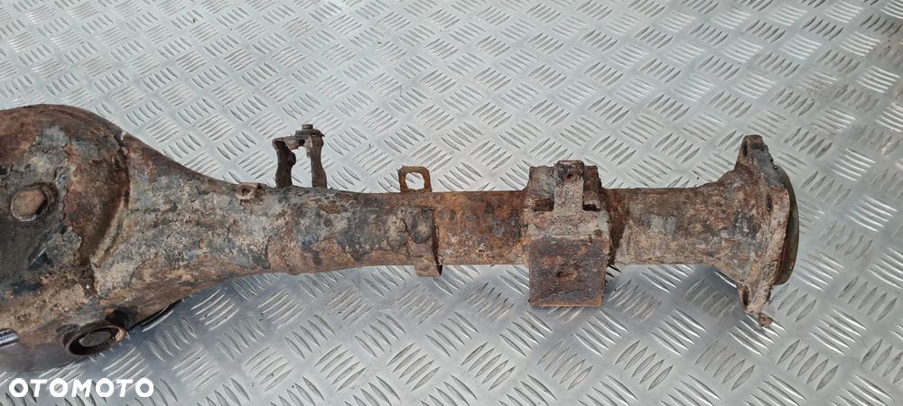 Daihatsu Feroza Pochwa Obudowa Mostu Tył - 3