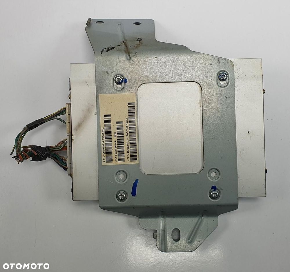 WZMACNIACZ RADIA JEEP CHEROKEE III WH P05064118AF - 4