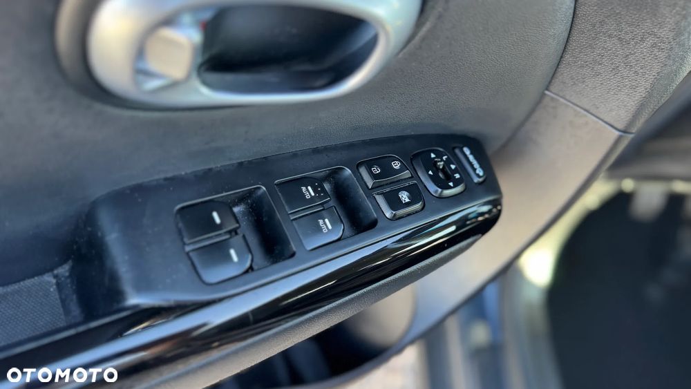 Kia Soul 1.6 CRDI Spirit - 26