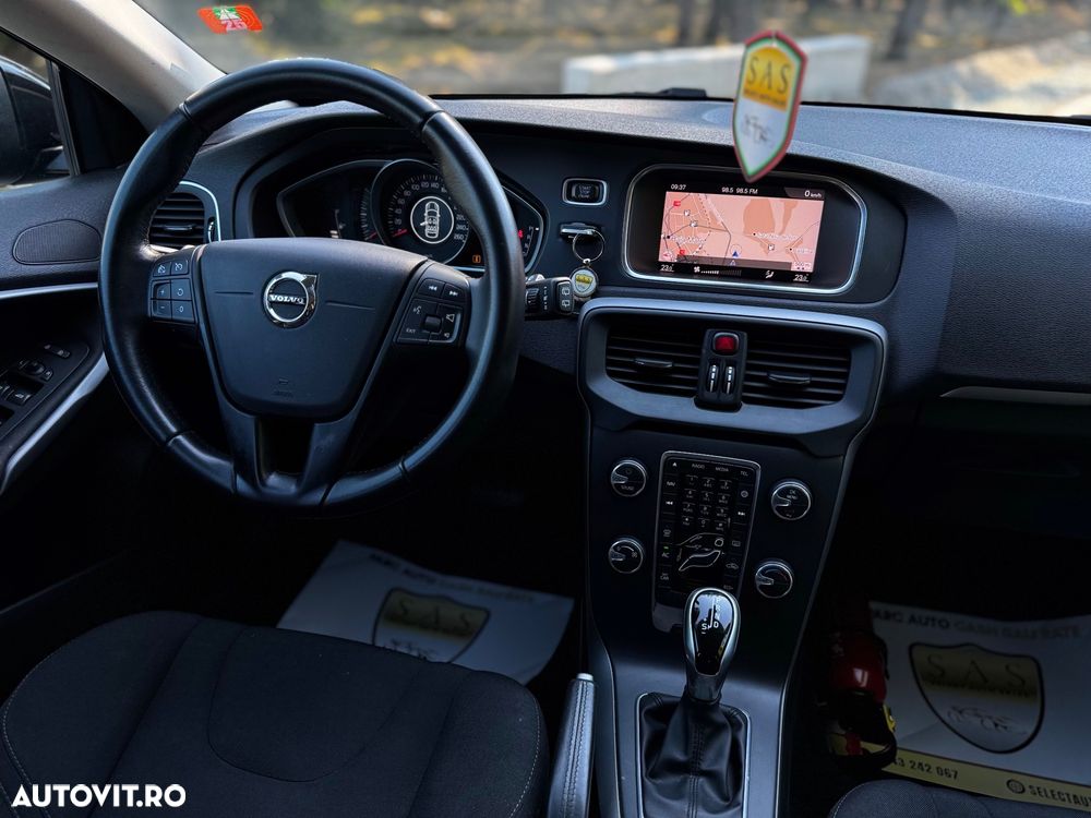 Volvo V40 - 2