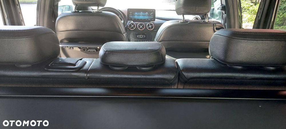 Mercedes-Benz Klasa B 180 (CDI) d 7G-DCT AMG Line - 9