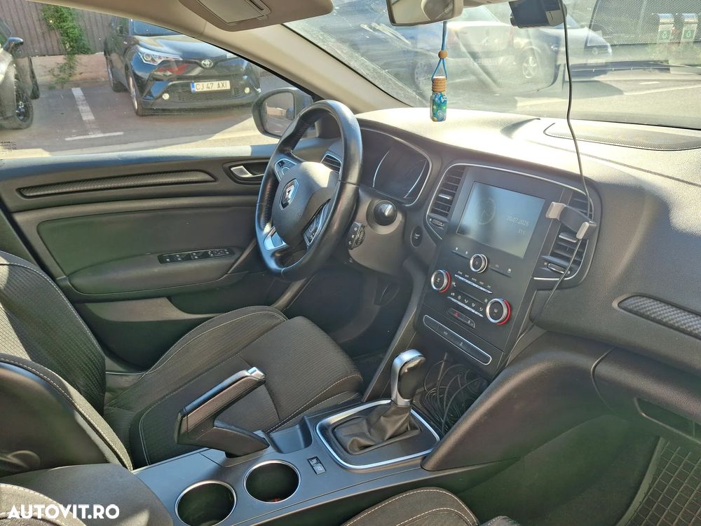Renault Megane BLUE dCi EDC Intens - 4