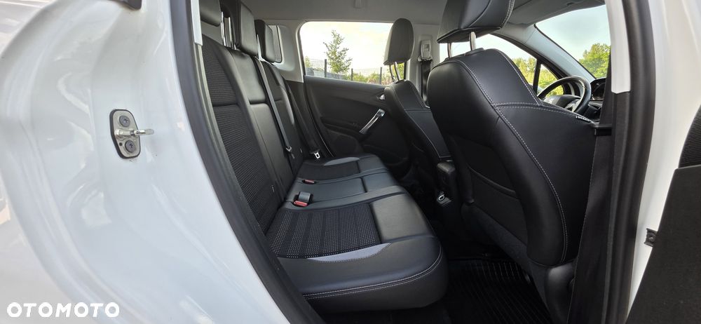 Peugeot 2008 1.2 VTi Allure - 10