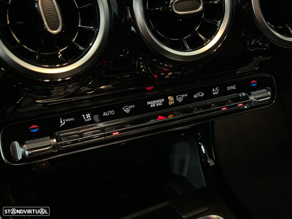 Mercedes-Benz A 180 d AMG Line - 25