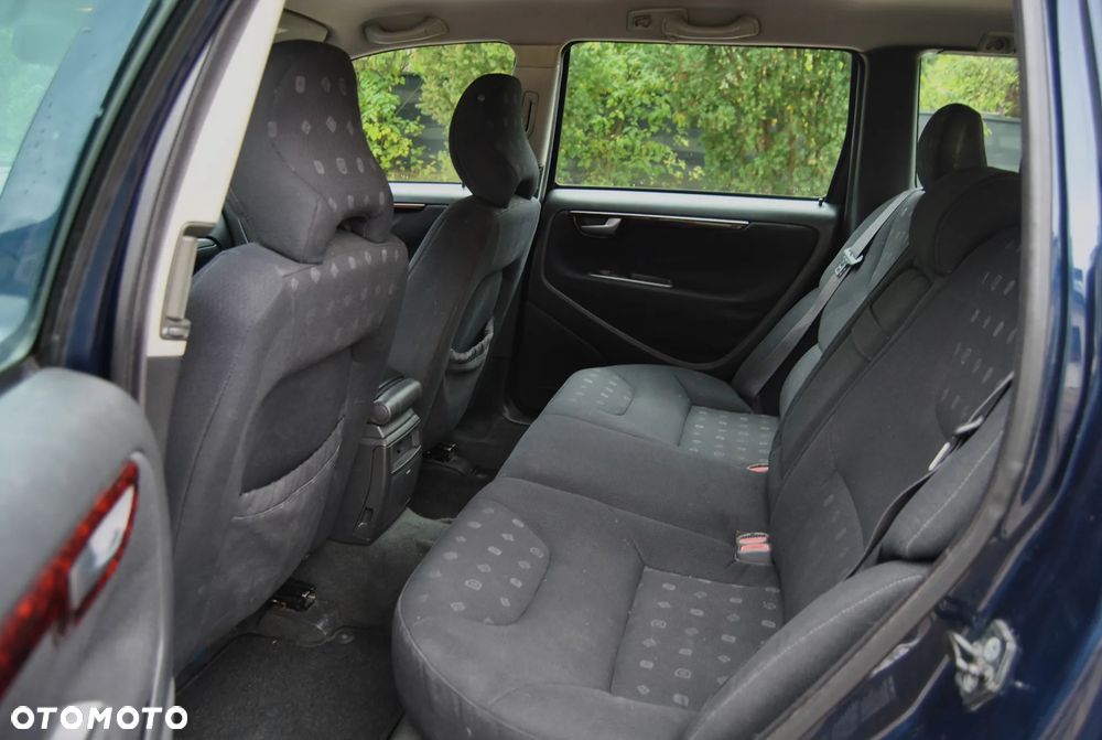 Volvo V70 D5 - 6