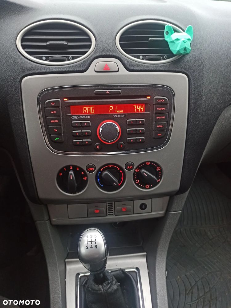 Ford Focus 1.8 TDCi Ambiente - 10