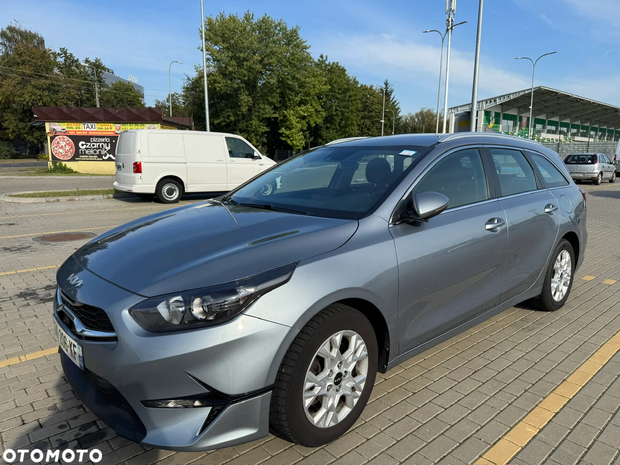 Kia Ceed - 10