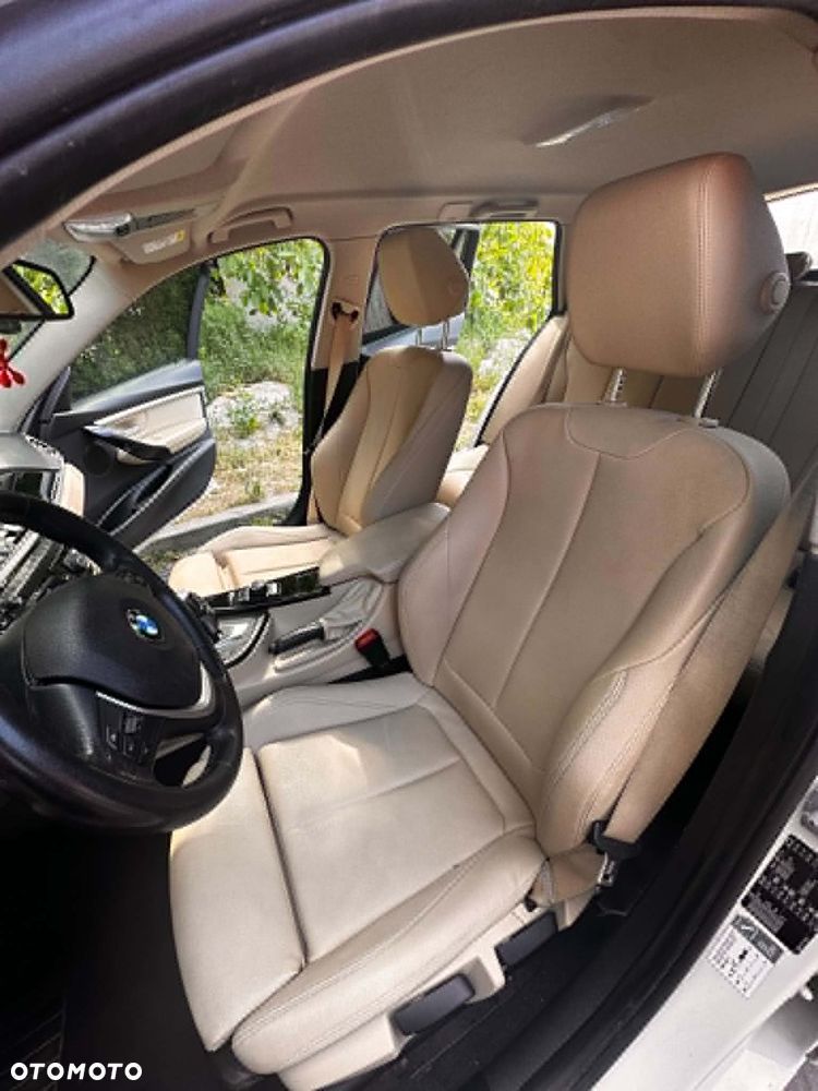 BMW Seria 3 320i Luxury Line sport - 10