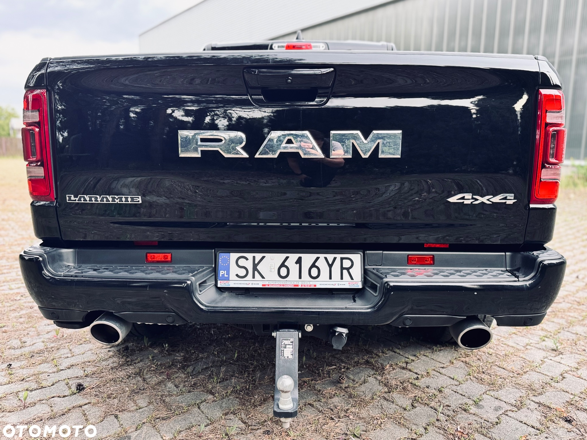 RAM 1500 5.7 Crew Cab Laramie - 8