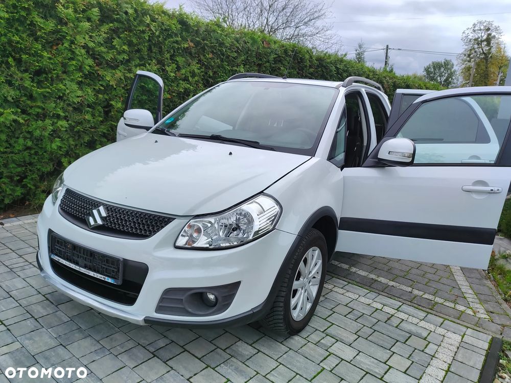 Suzuki SX4 1.6 Comfort 4WD - 1