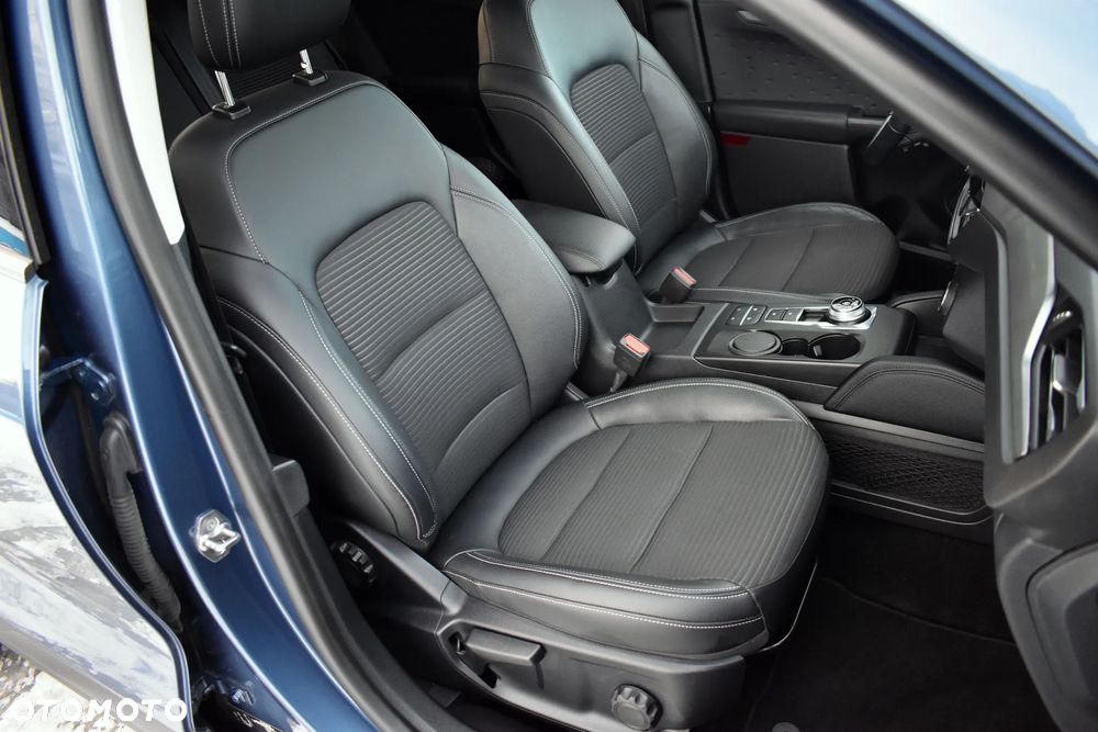 Ford Kuga 2.0 EcoBlue 4x4 TITANIUM X - 34